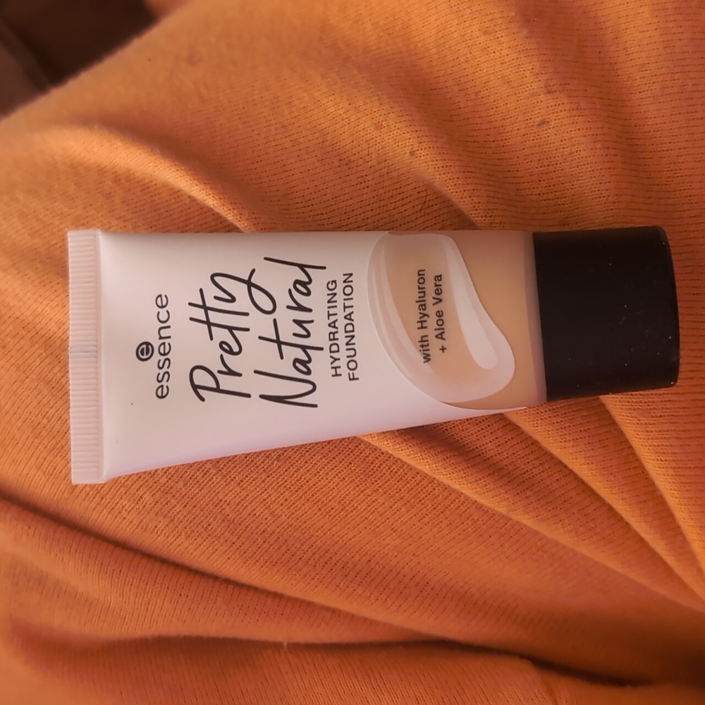 4/$20 essence foundation